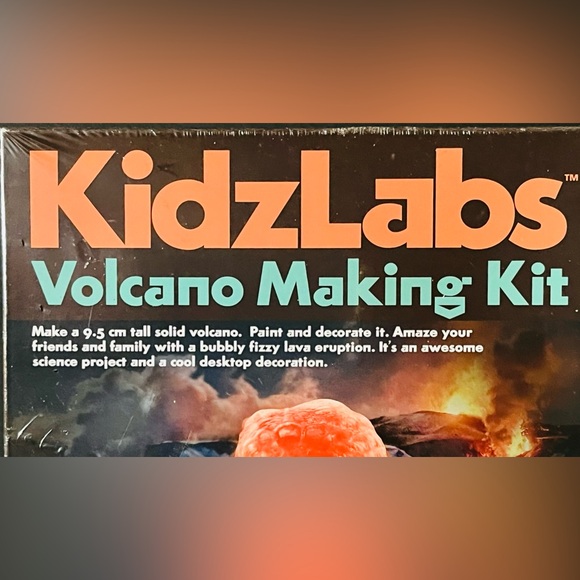 KIDS SCIENCE—VOLCANO MAKING KIT—8 YEARS+ BRAND NEW—GIFTS FOR EVERYONE - Picture 2 of 12
